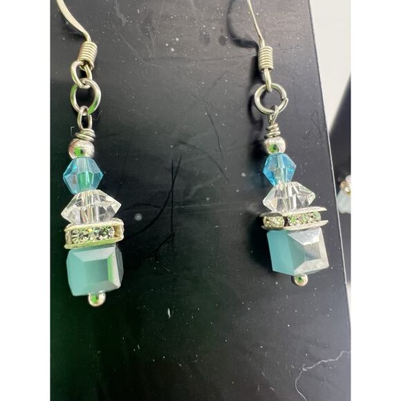 2 Pairs Handmade Earrings Turquoise Blue Crystal Dangle Sparkle New - Picture 3 of 6